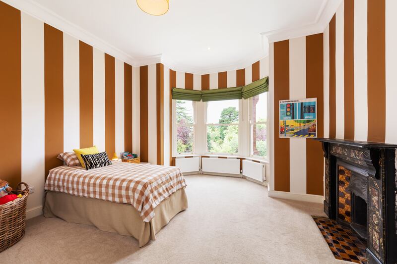 The principal bedroom