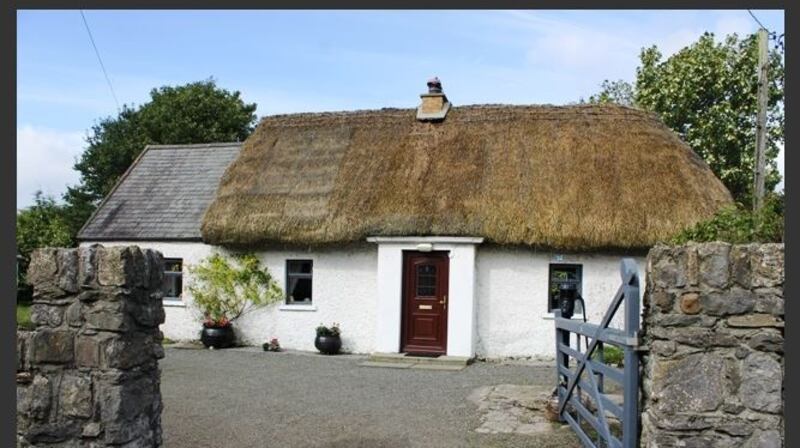 Thatched cottage at Crannagh, Templetouhy, near Thurles, down €20,000