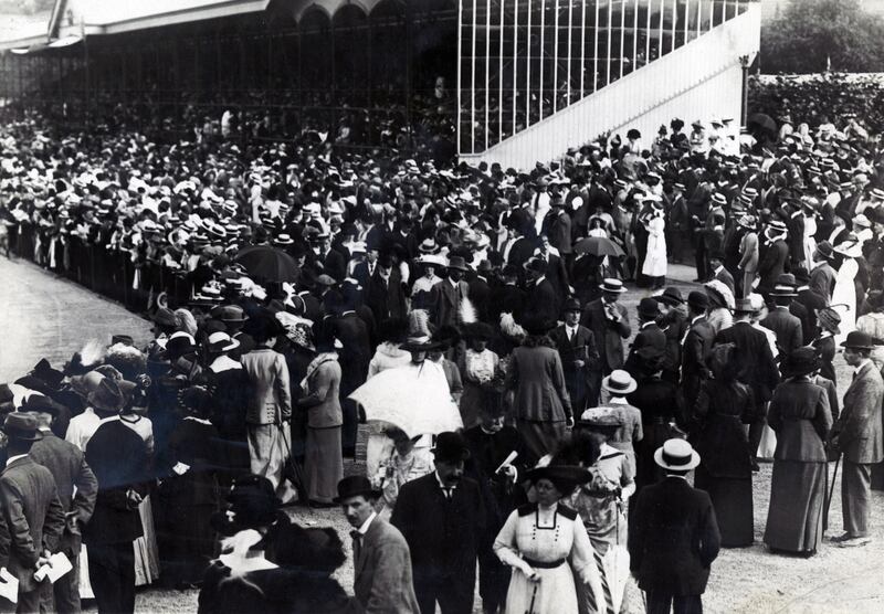 Crowds at the Grandstand, Dublin Horse Show, 1913