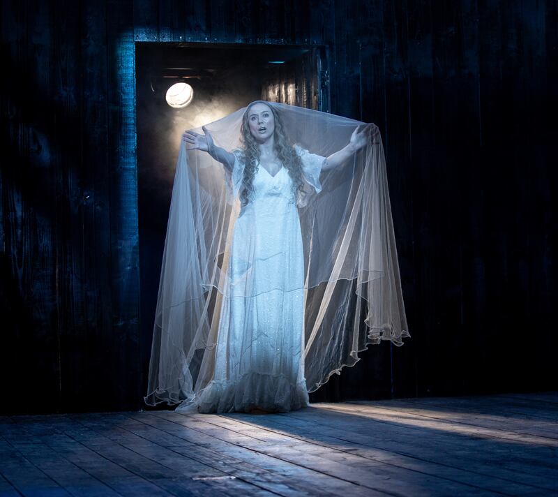 Blackwater Valley Opera Festival: Aoife Gibney as Euridice in David Bolger's production