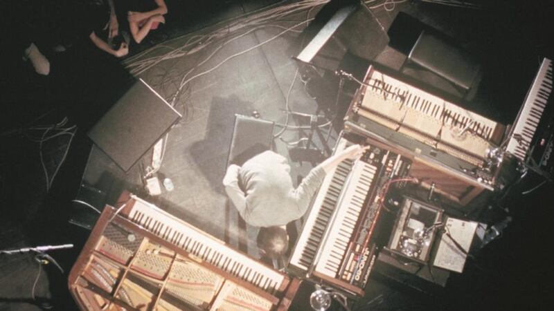 Nils Frahm performs live