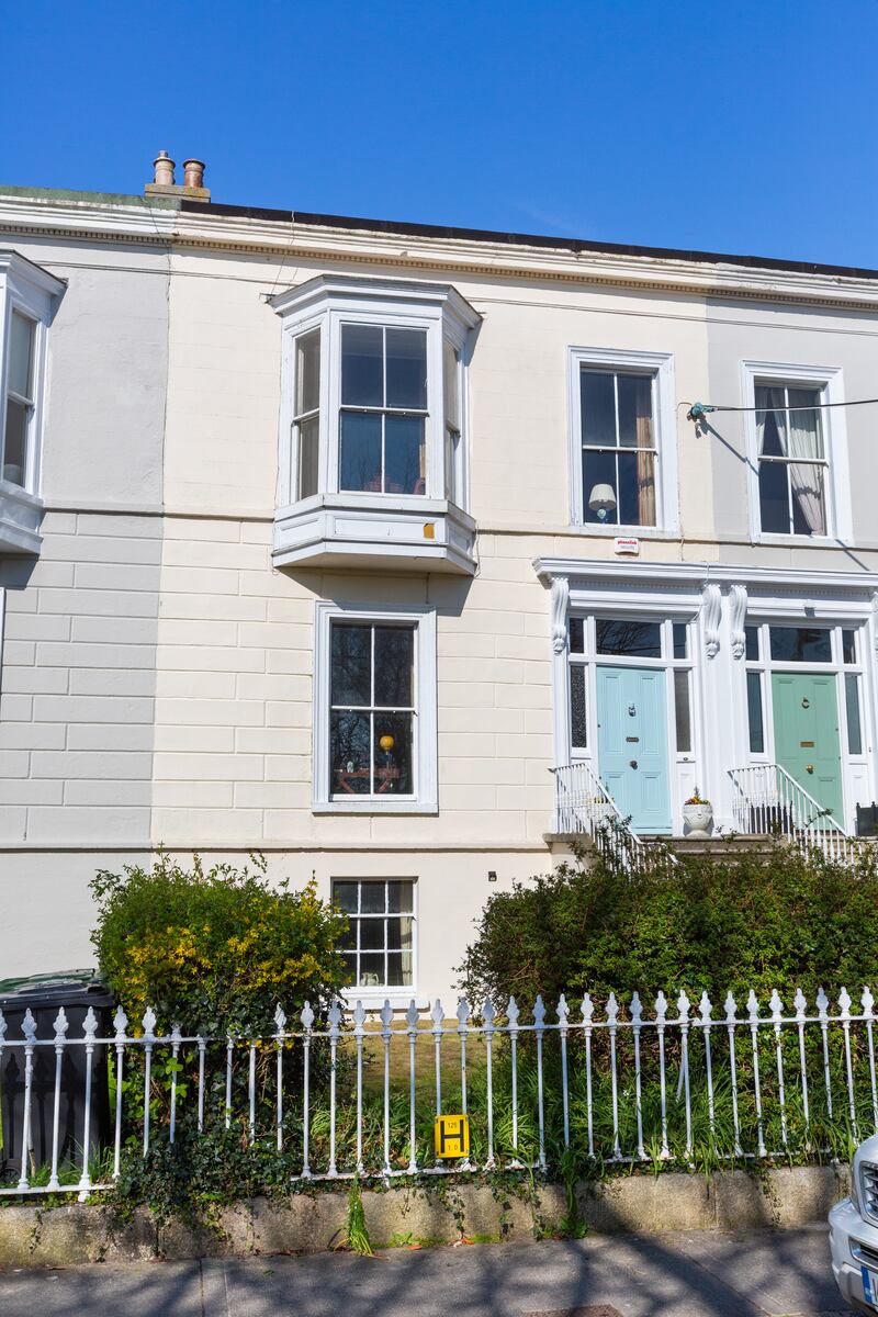 6 Royal Terrace West, Dún Laoghaire