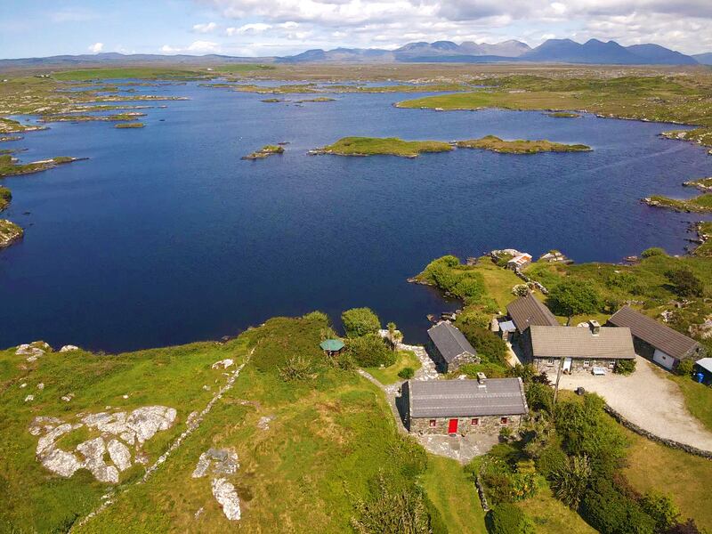 Lake View Cottage, Callow, Roundstone, Connemara, Co Galway