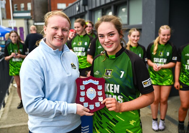 Following the Leinster Rugby U16 Girls Plate final between PortDara and Wicklow on May 3, Aoife Wafer presents the trophy to Emily Jane Miller of PortDara at Energia Park, Dublin. Photo by Tyler Miller/Sportsfile