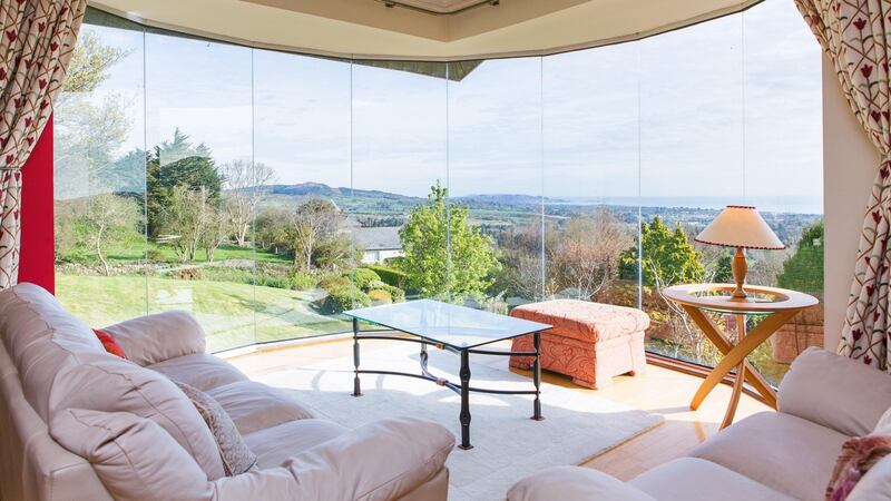 Caie Le Mar  is surrounded by wild and wonderful views from the mountains to the sea