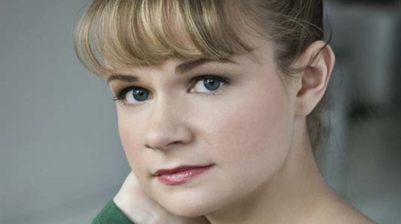 Flynn Meaney’s Bad Habits is an absolute joy of a read, carefully balancing comedy  with a nuanced take on female friendships and being a teenage girl.