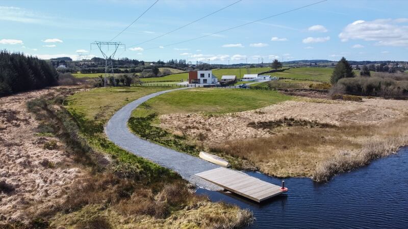 Set on 30 acres, Ballymacooda House is set on the shores of a lake about an eight-kilometre drive from Ennis