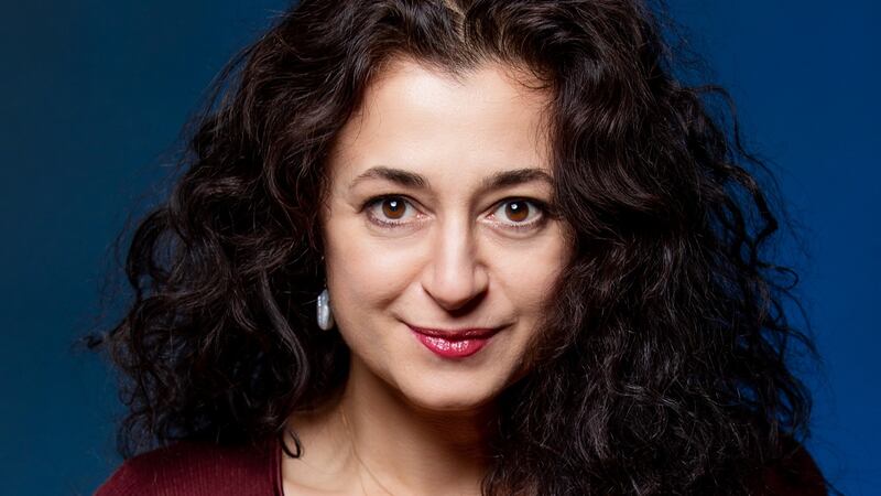 Ece Temelkuran: “Believe it or not, whatever happened to Turkey is coming towards you. This political insanity is a global phenomenon.”