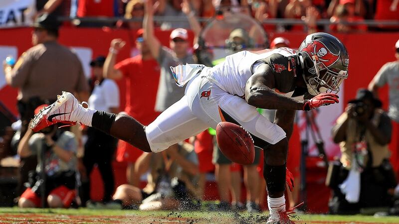 Ronald Jones of the Tampa Bay Buccaneers scores a touchdown. Photo: Mike Ehrmann/Getty Images