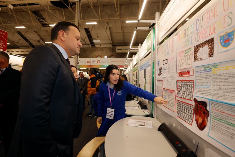 Adriadne Herero Rueda, Mount Sackville Secondary School, showing Taoiseach Leo Varadkar her project on the effect of caffinated drinks on heart rate and possible consequences to heart health, at the 60th Annual BT Young Scientist & Technology Exhibition. Photograph: Alan Betson/The Irish Times

