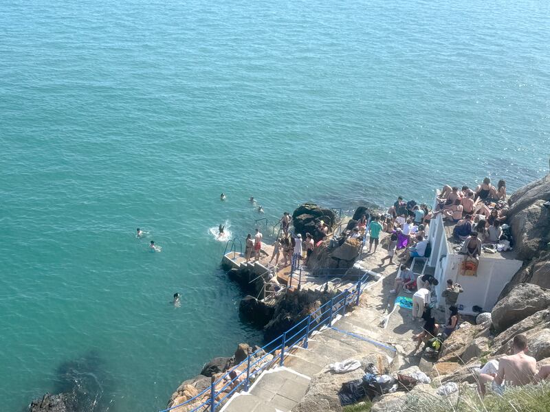 30/05/2025 People out enjoying the good weather at Vico Co Dublin this afternoon.
Pic Stephen Collins/Collins Photos