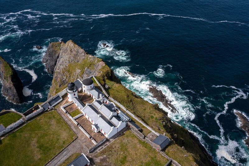 Clare Island Lighthouse: The location is remarkable for storm-watching