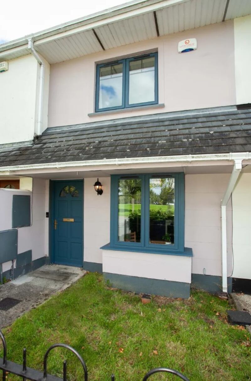 28 Straffan Grove: just a 15-minute walk from Maynooth train station and 20 minutes from the town centre.