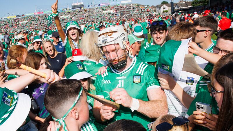 Munster GAA Senior Hurling Championship Round 4, TUS Gaelic Grounds, Limerick 18/5/2025
Limerick vs Cork
Limerick's Cian Lynch signs autographs for supporters after the game
Mandatory Credit ©INPHO/Tom Maher