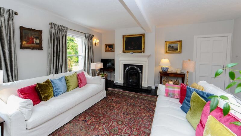 Livingroom at 5 Broomhill Park, Malone Road, Belfast