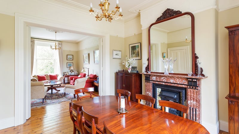 A frieze running between picture rails and cornicing in the 14ft high, traditionally adjoining reception rooms is something rarely seen now