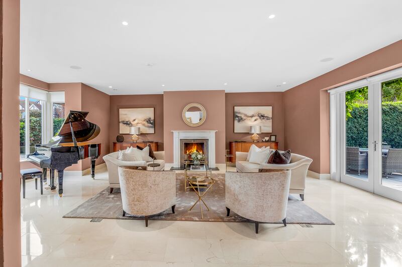 Dual aspect sittingroom