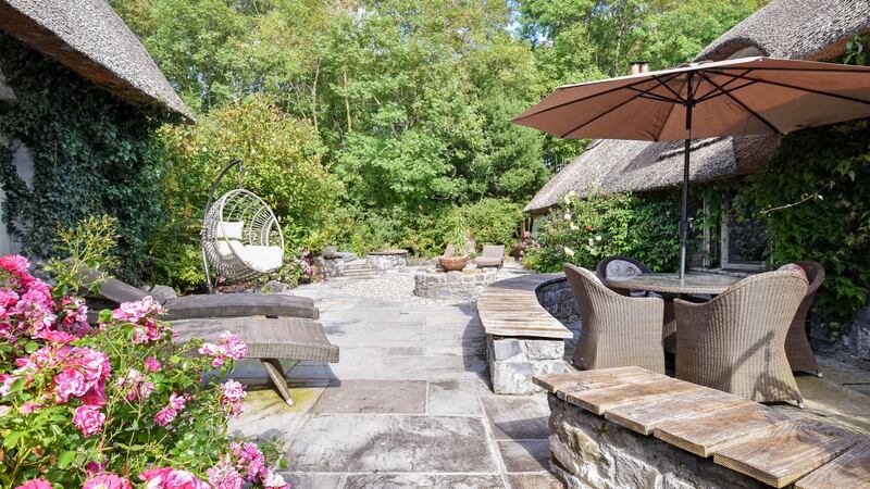 Gorse Cottage is on a half acre of grounds with plenty of sun-trap areas