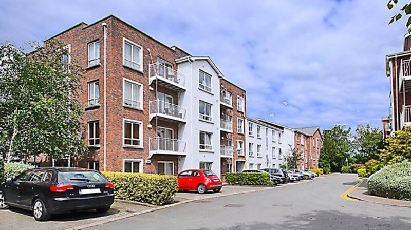 10 St James’s Wood, South Circular Road, Dublin 8