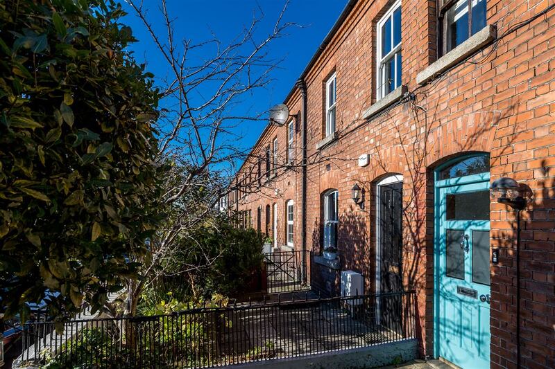 18 Woodfield Terrace