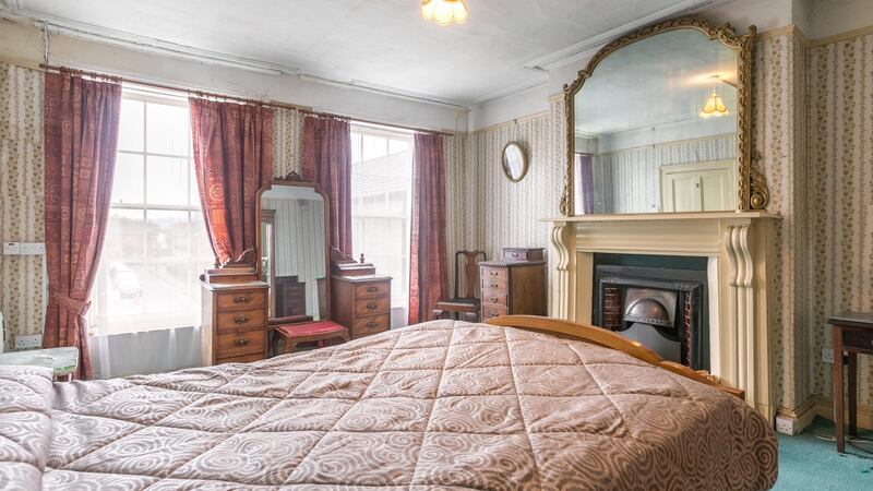 19 PHIBSBORO AVE MASTER BEDROOM