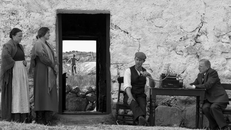 Joe Éinniú: Song of Granite