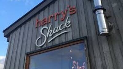Harry’s Shack is serving up to 500 people a night during the Open at an open-air restaurant and seafood barbecue