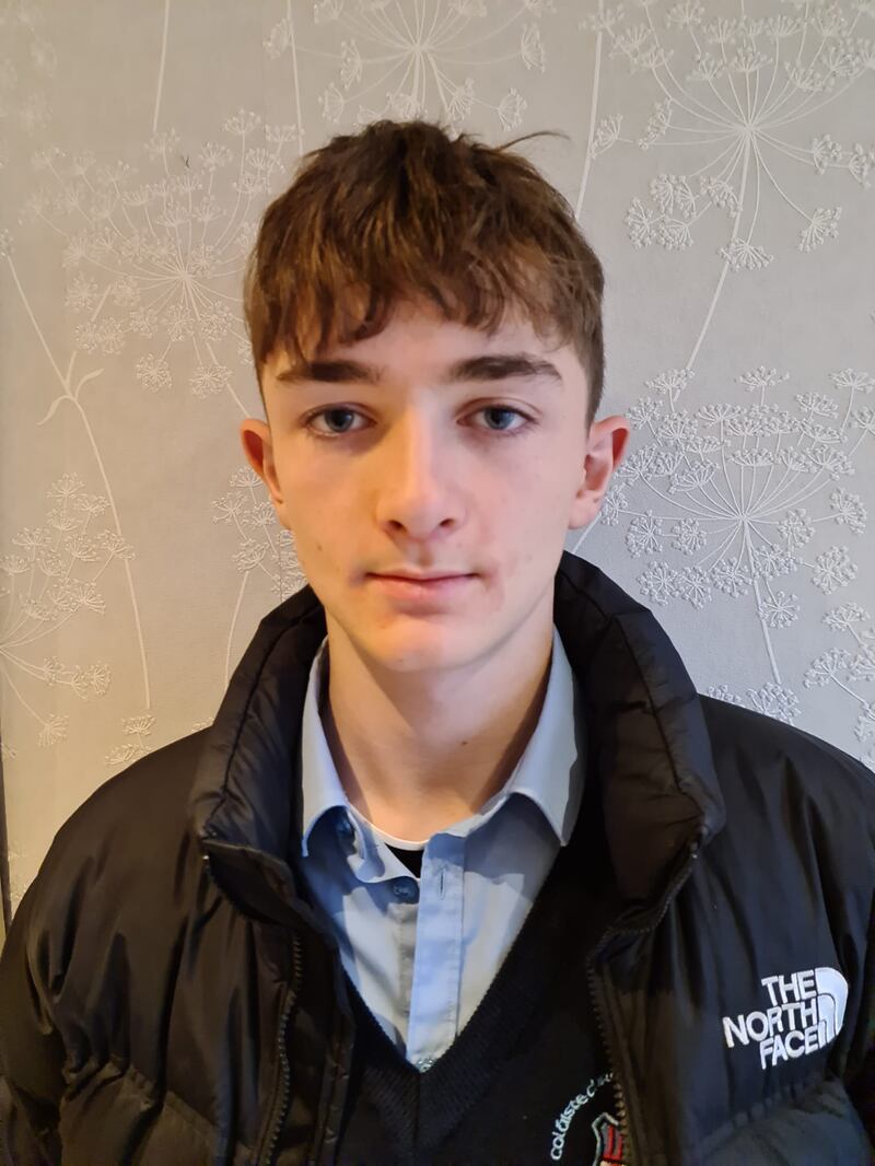 Tá Andy Ó Féinne ar scoil i gColáiste Chroí Mhuire Gan Smal, An Spidéal, Co na Gaillimhe