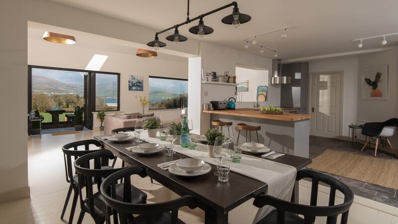 Contemporary house overlooking Dingle to let through Stay YNA.