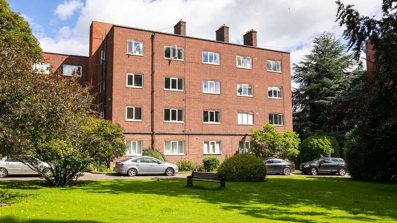 137 Sycamore House, Mespil Estate, Sussex Road, Ballsbridge, Dublin 4.