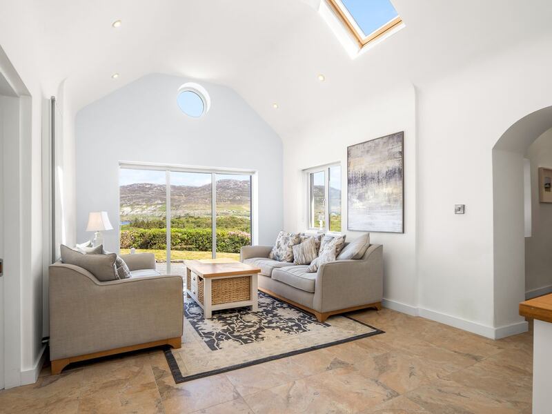 Inish Reach: Sitting area