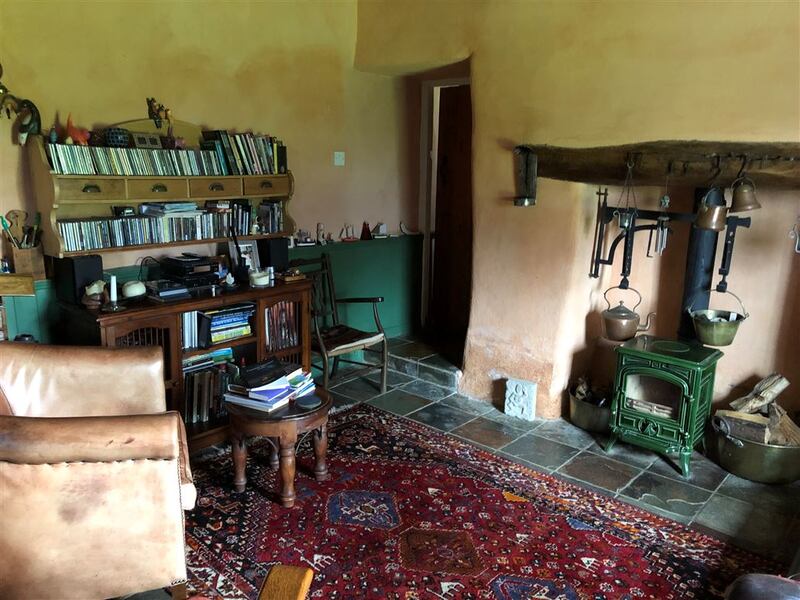 Livingroom fireplace