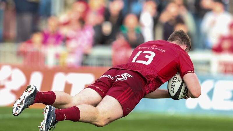 Munster’s Chris Farrell scores his try. Photograph: Billy Stickland/Inpho