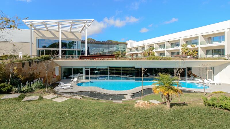 Winter sun at the Martinhal Resort, Cascais