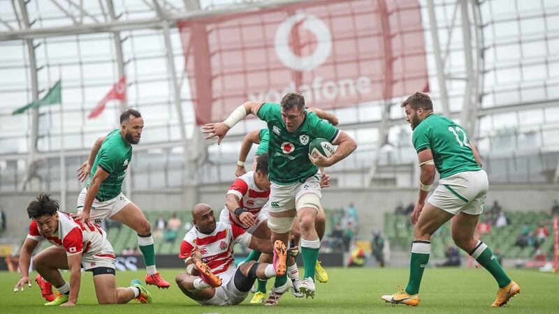 Peter O’Mahony breaks through the Japan line. Photo: Gary Carr/Inpho