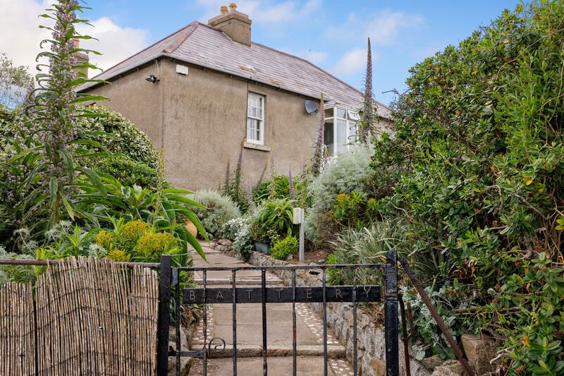 The front gate into the Battery