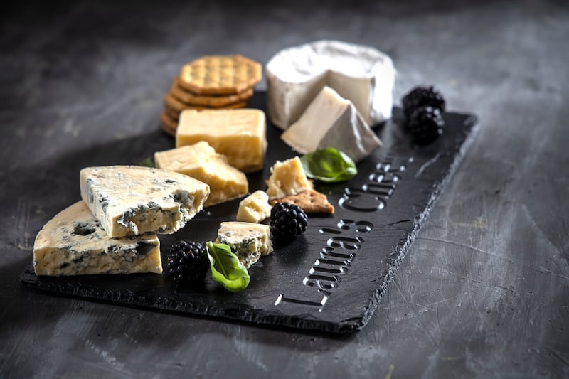 Cheese board, Slated