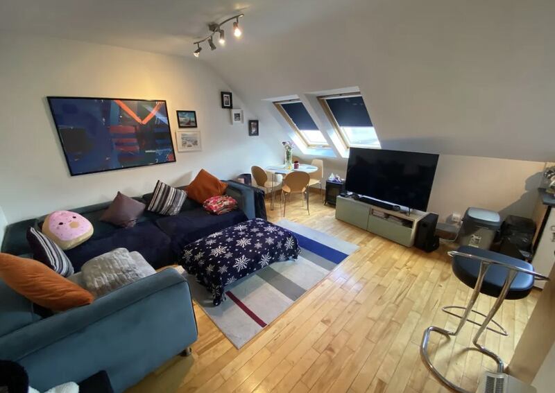 10A Waverly Court interior