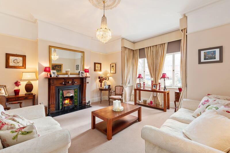 To the front are two reception rooms, a diningroom and interconnecting drawingroom, both of which have open fireplaces. On the first floor return lies a further reception room.