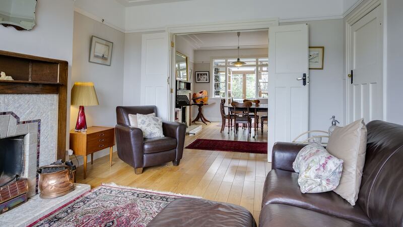 Interconnecting reception rooms