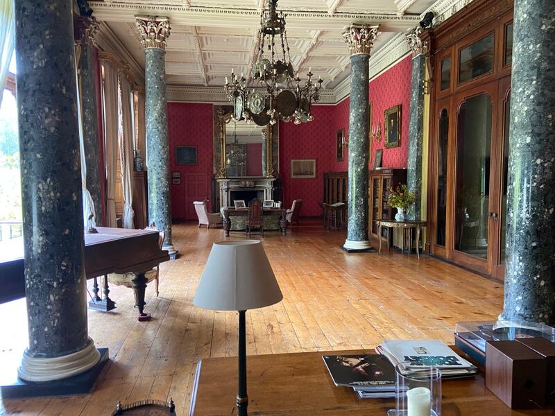 The library in Bantry House.