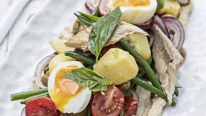 Smoked mackerel Niçoise with butterbean aioli