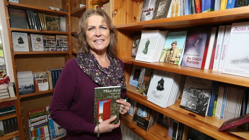 Áine Durkin – file