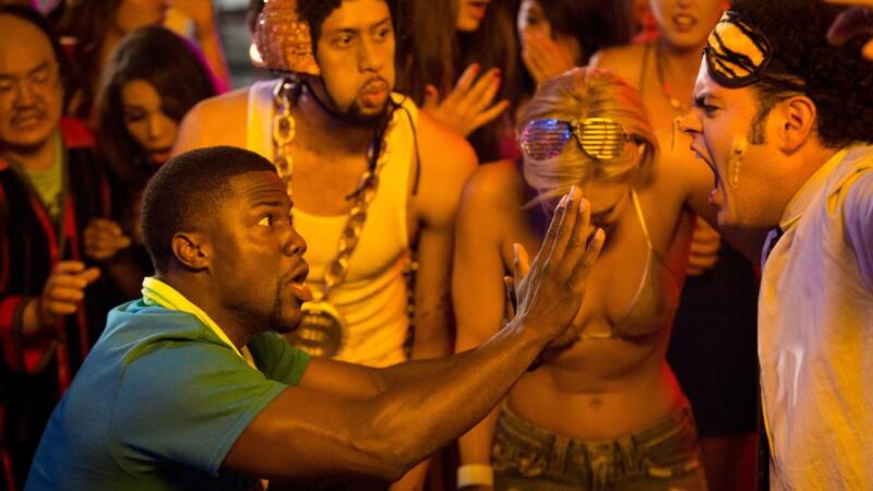 Kevin Hart with Josh Gad in The Wedding Ringer