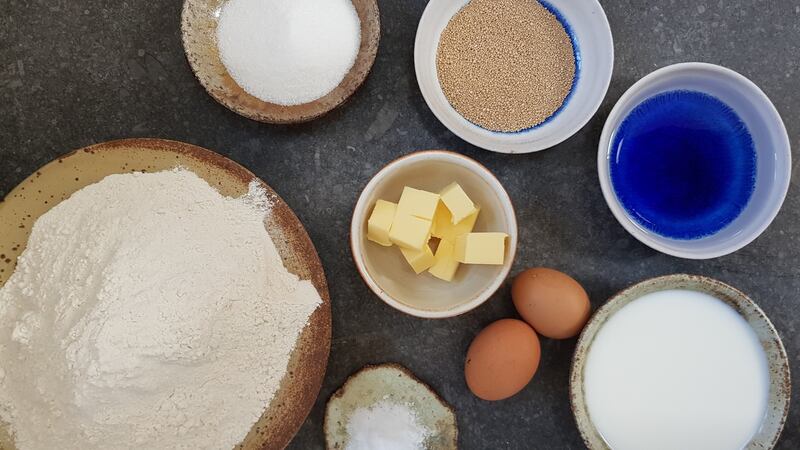 Ingredients for salted caramel sauce.