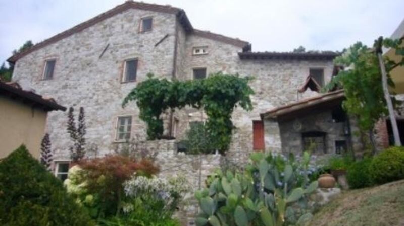 Group of properties in Ponte a Moriano, near Lucca, in Tuscany, Italy