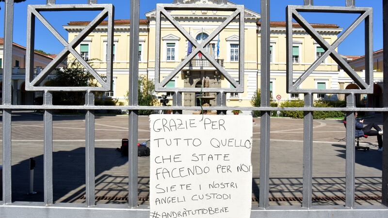A sign thanking hospital staff in Rome. Photograph: Simona Granati/Corbis via Getty