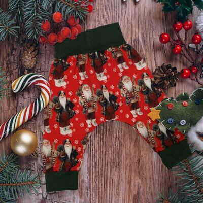 Is féidir le White Rose Creations pearsanú a dhéanamh ar a gcuid táirgí acu é a chur in iúl dóibh.