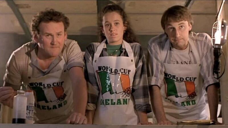 Colm Meaney, Caroline Rothwell and Donal O’Kelly in The Van (1996)