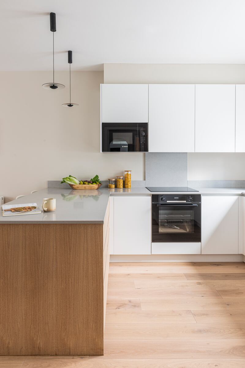 Kitchen by Optimise Design: Regularly checking in on costs throughout the project's planning and execution phases is essential.